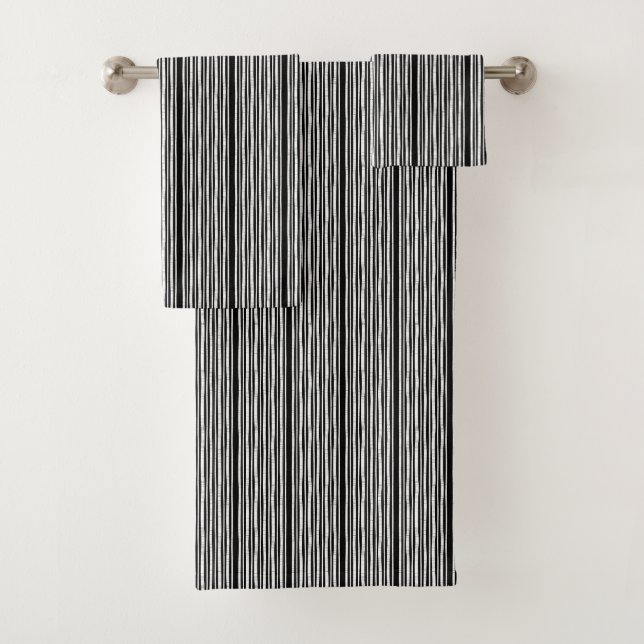 Modern Vertical Stripes Pattern Bath Towel Set (Insitu)