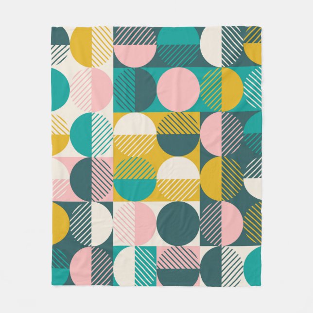 Modern vintage abstract seamless geometric pattern fleece blanket (Front)