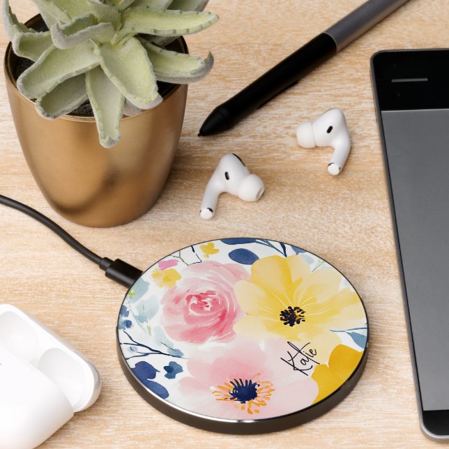 Modern Watercolor Floral Pattern Wireless Charger (Desk 2)