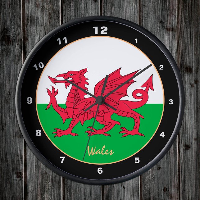 Modern Welsh Flag, trendy Wales Home / design Round Clock (Creator Uploaded)
