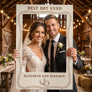 Modern Western Horseshoe Ranch Barn Wedding Selfie Frame