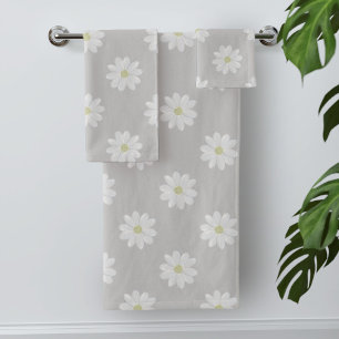 Modern White Daisy Pattern Silver Gray Bath Towels