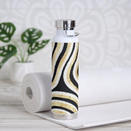 Modern White Gold Wavy Brushstrokes Black Design Water Bottle