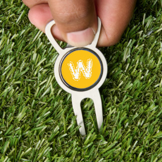 Modern White Initial Letter | Amber Divot Tool