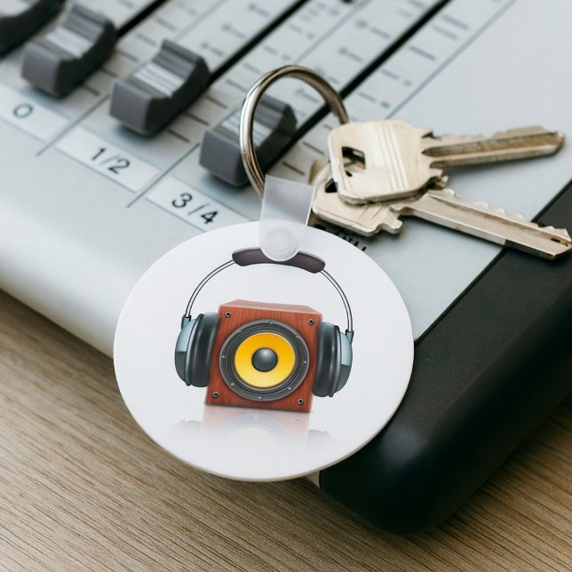 Modern Wood Speaker with Headphones Music Keychain (Creator Uploaded)