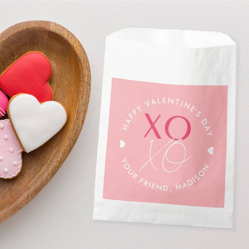 Modern XOXO Pink Personalized Valentines Day Favor Bag