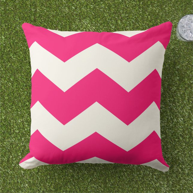 Modern Zig Zag Chevron Pattern Design Pillow (Grass)