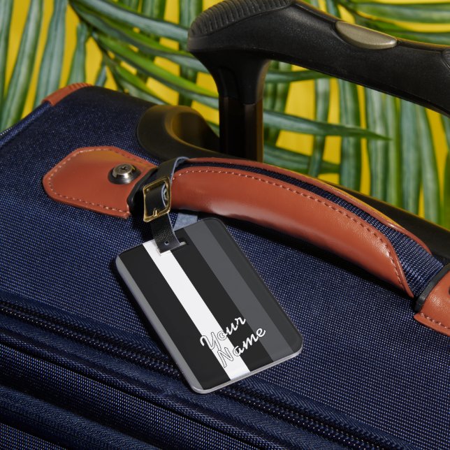 Moderna Linear | Carbon & Obsidian Luggage Tag (Front Insitu 1)