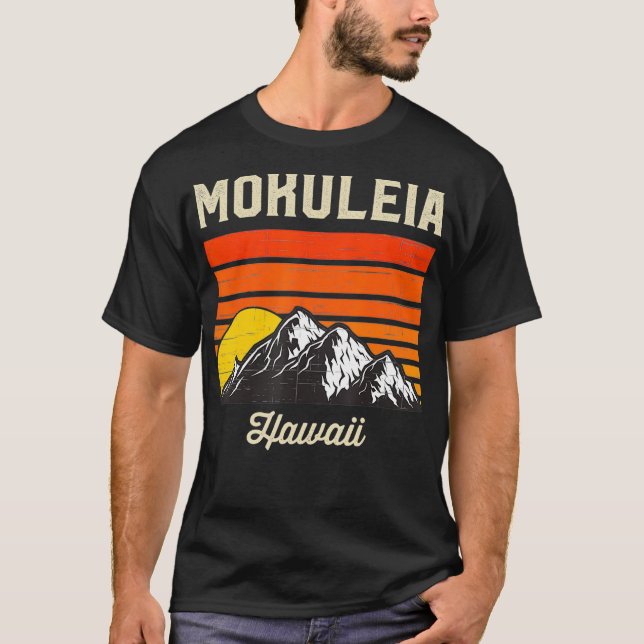 Mokuleia Hawaii Retro Hawaiian Island  T-Shirt (Front)