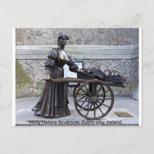 Molly Malone sculpture, Dublin city, Ireland Postcard