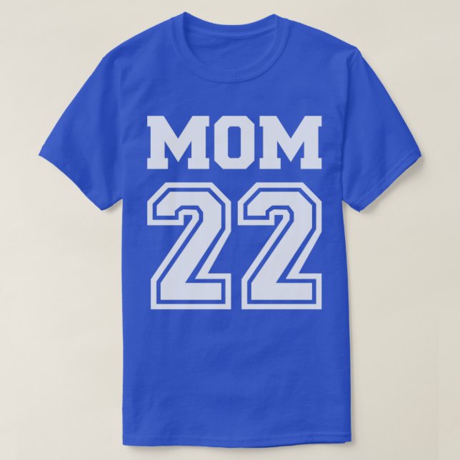 Mom 2022 for pregnancy announcement3 T-Shirt (Design Front)