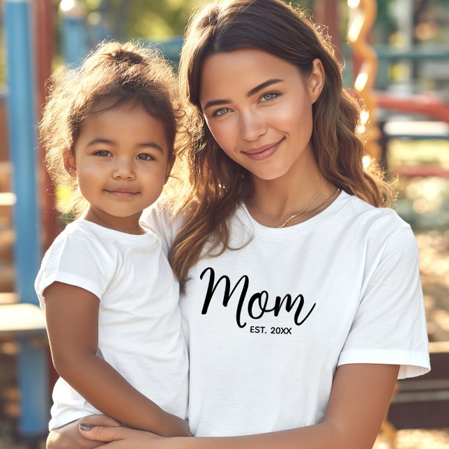 Mom Black Script Established Date Minimal Bold T-Shirt (Creator Uploaded)