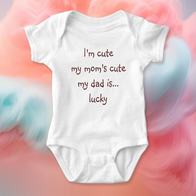 Mom Cute Dad Lucky Funny Newborn Shower Toddler Baby Bodysuit (Mom Cute Dad Lucky Funny Newborn Shower Toddler Baby Bodysuit)