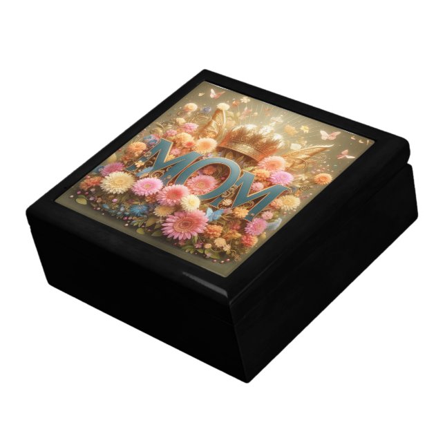 MOM Design Text with Flowers and Crown Gift Box (Side)