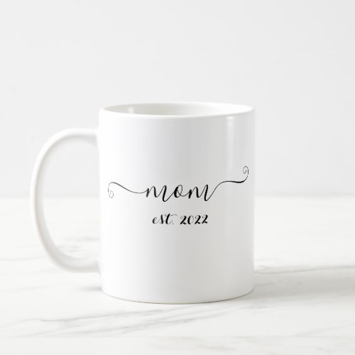 mom est 2022 Elegant Gift for Future Mom Coffee Mug