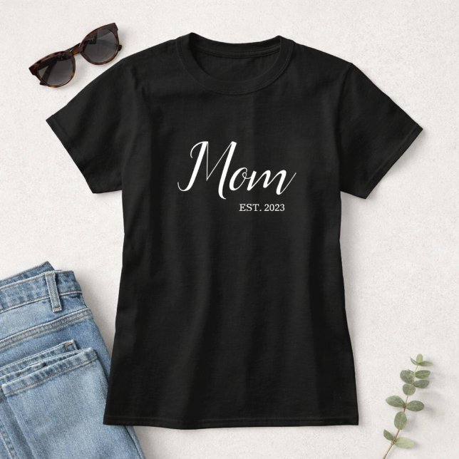 Mom Established New Mom Gift T-Shirt (Creator Uploaded)