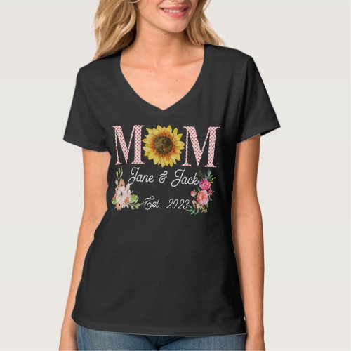 Mom Established Sunflower Graphic Mum Flower Mommy T_Shirt