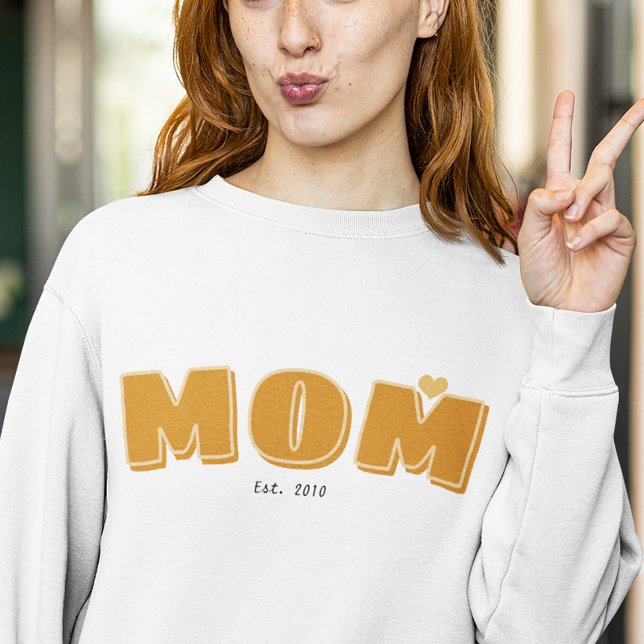 Mom established year simple boho typography T-Shirt (Creator Uploaded)