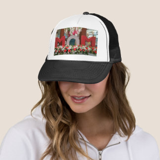 "Mom, I Love You" – A Heartfelt Floral Tribute Trucker Hat