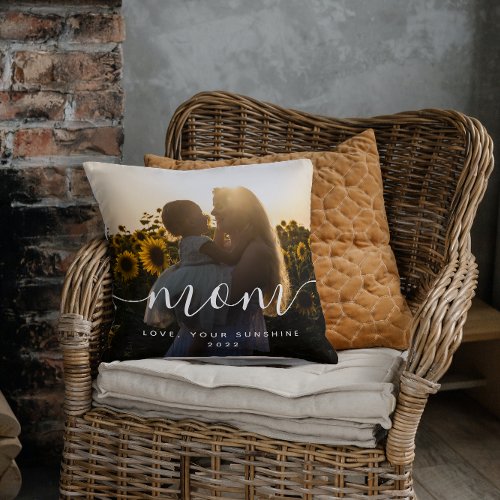 Mom Love Your Sunshine Throw Pillow