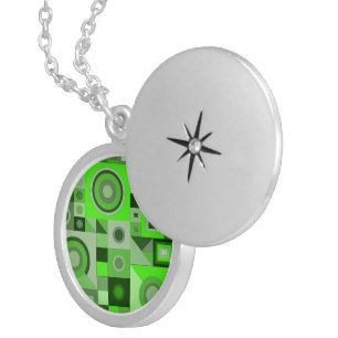 MOM, MOTHER, WOMEN, BIRTHDAY, GIFT SILVER PLATED LOCKET NECKLACE