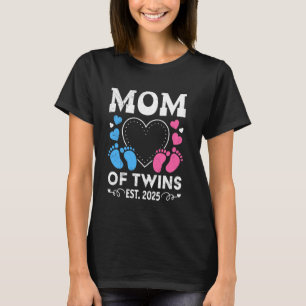 MOM OF TWINS 2025 Expactend Twin Mother Baby Luck T-Shirt