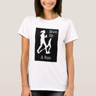Mom on a run T shirt gift present Tokyo Olympics