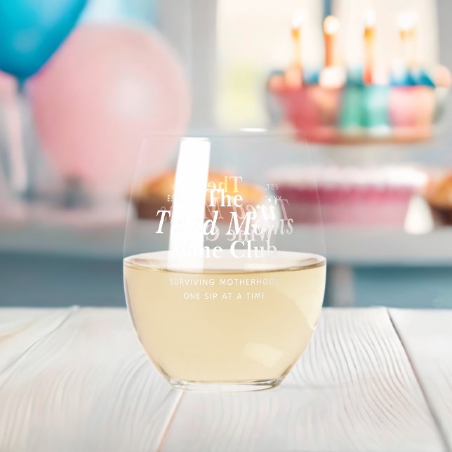 Mom Wine Club Typography Stemless Wine Glass (Insitu (Baby Shower))