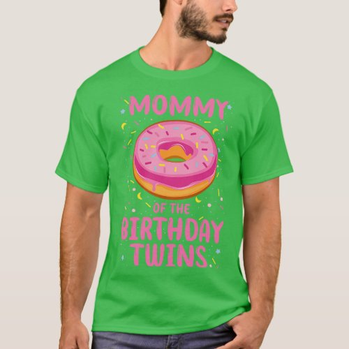 Mommy Of The Birthday Twins  vintage T_Shirt