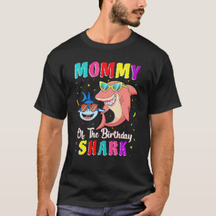 Mommy Of The Shark Birthday Family Matching Birthd T-Shirt