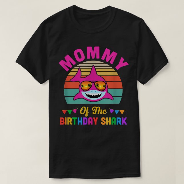 Mommy Of The Shark Birthday Mom Matching Family  T-Shirt (Design Front)
