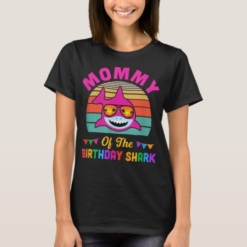 Mommy Of The Shark Birthday Mom Matching Family  T_Shirt