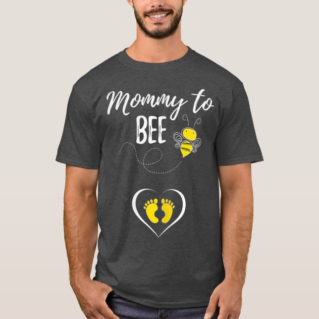 Mommy To Bee  Cute Pregnancy Announcement T-Shirt (Front)