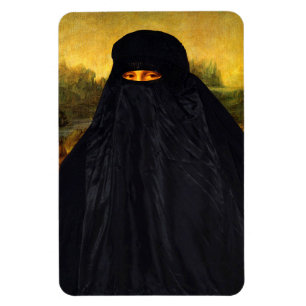 Mona Lisa Hidden Behind Burqa Magnet