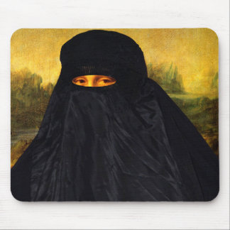 Mona Lisa Hidden Behind Burqa Mouse Pad