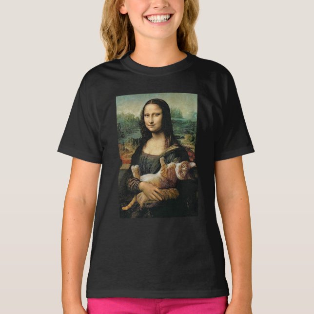 Mona Lisa holding her cat Cat lovers  T-Shirt (Front)
