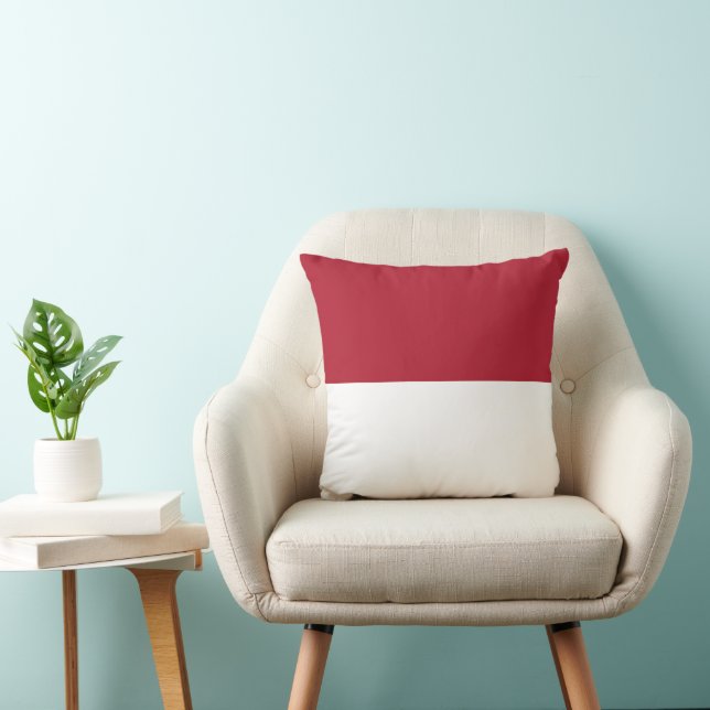 Monaco flag throw pillow (Chair)