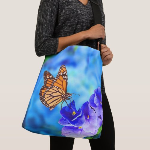 Monarch Butterfly Endangered Wildlife  Crossbody Bag