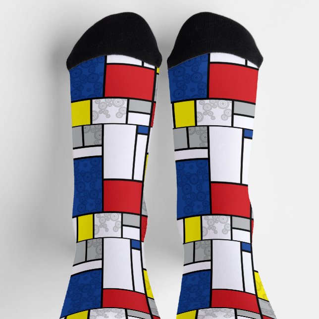 Mondrian Retro Circles Minimalist De Stijl Mod Art Socks (Top)