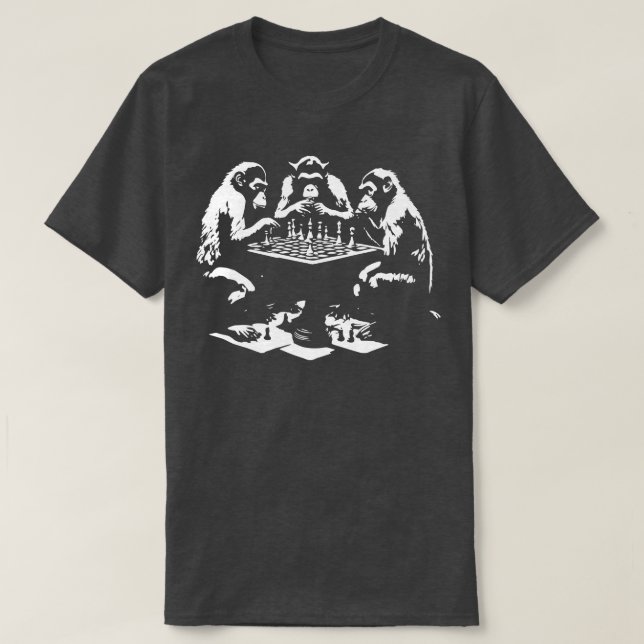Monkeys playing chess 1 T-Shirt (Design Front)