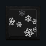 Monochrome Minimalist Snowflake Christmas Pattern Gift Box<br><div class="desc">This black and white, simple snowflake pattern encapsulates the serene beauty of winter with a modern, minimalist flair. Crafted in a sophisticated black and white color scheme, this design is the epitome of understated elegance, perfect for those who appreciate a masculine touch in their holiday decor. Each snowflake creates a...</div>