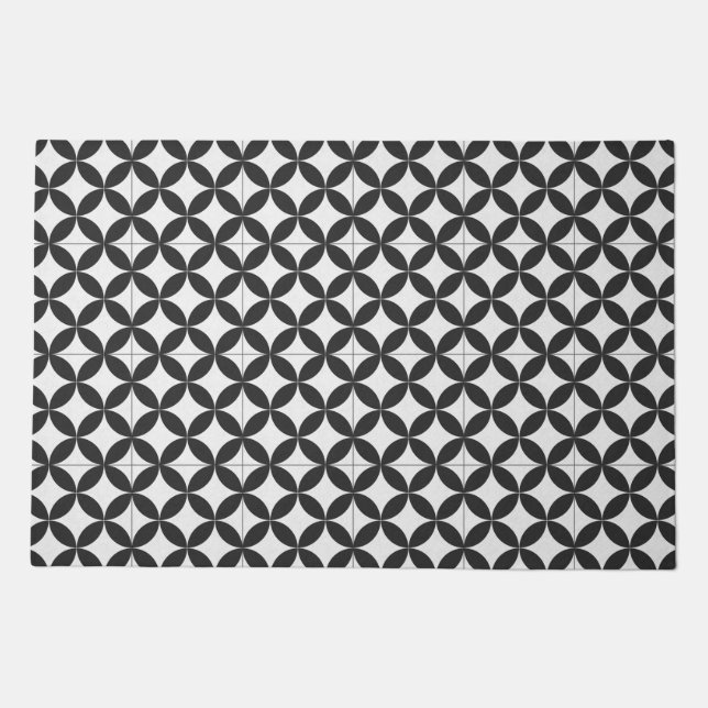 Monochrome Retro Petal Tile Pattern Doormat (Front)
