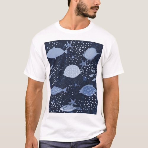 Monochrome sleeping fishes dark pattern T_Shirt