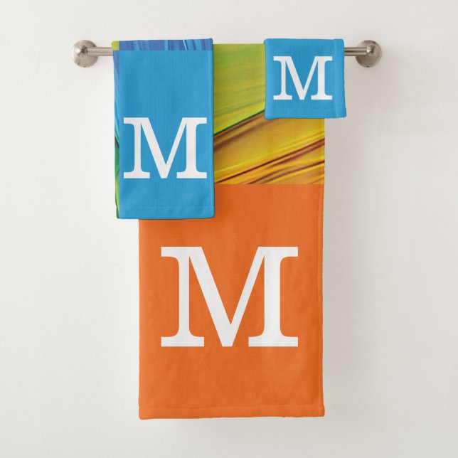Monogram geometric colorful bath towel set (Insitu)