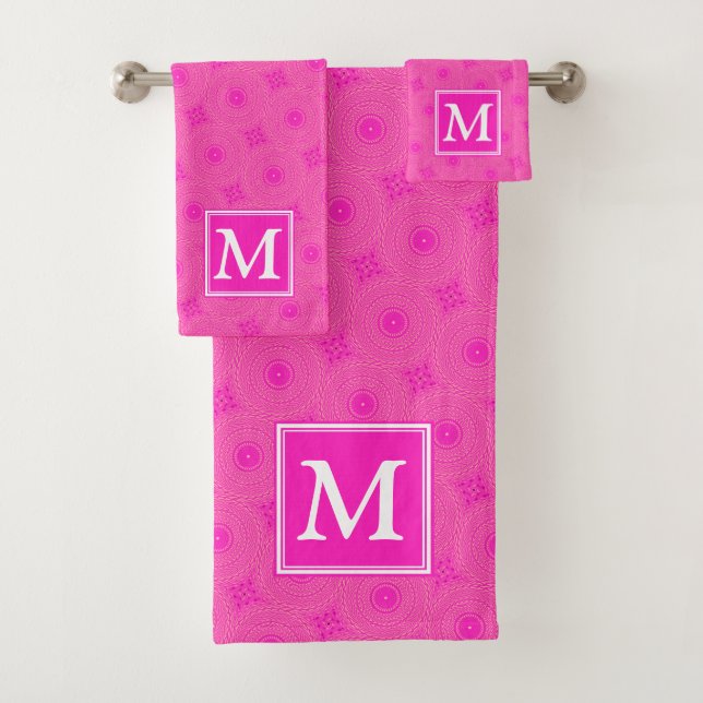 Monogram hot pink circles pattern bath towel set (Insitu)