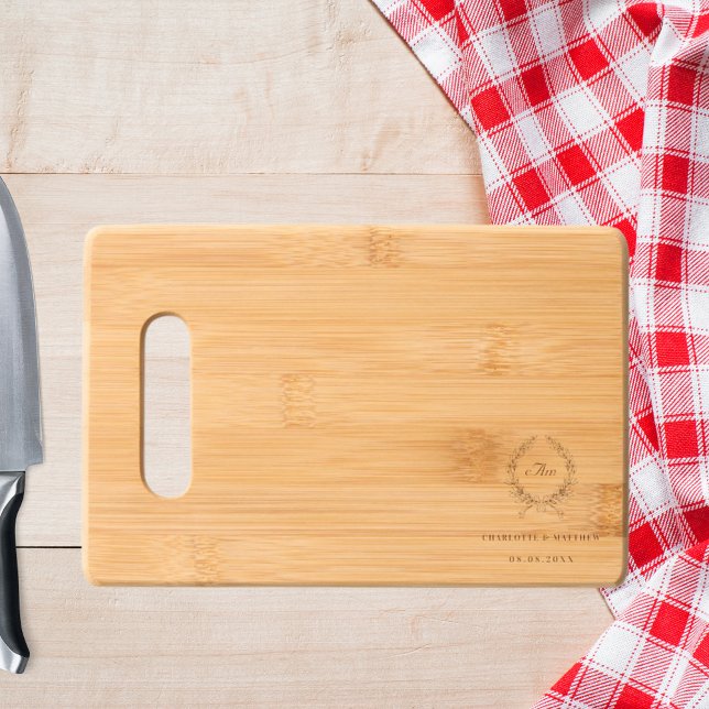 Monogram wreath couple wedding engraved cutting board (Creator Uploaded)