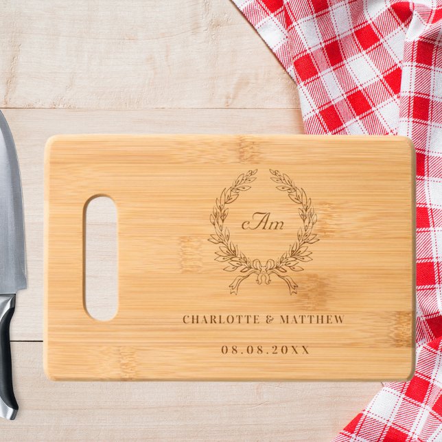 Monogram wreath couple wedding engraved cutting board (Creator Uploaded)