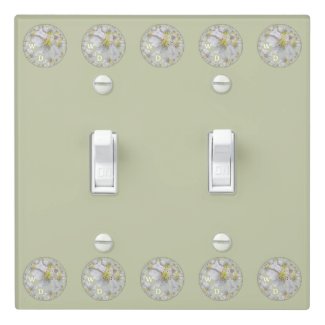 Monogrammed Abstract Daisy Flower Art, Light Green