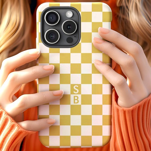 Monogrammed Gold And White Checkerboard Pattern iPhone 15 Case