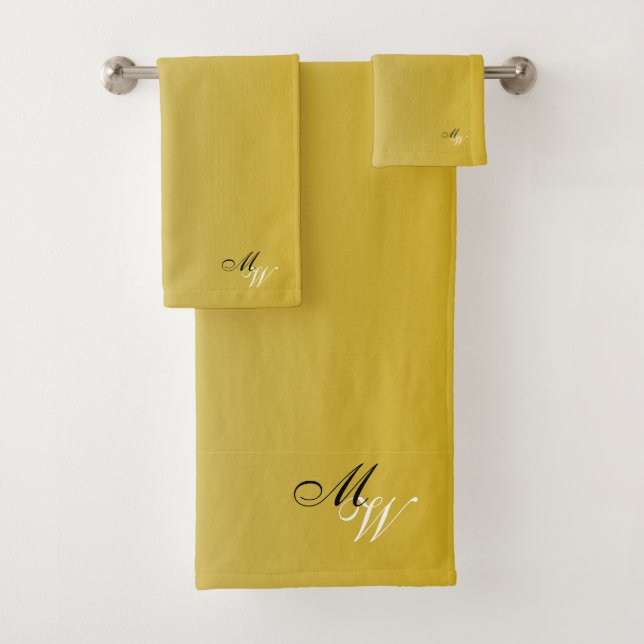Monogrammed Gold Colored Bath Towel Set (Insitu)